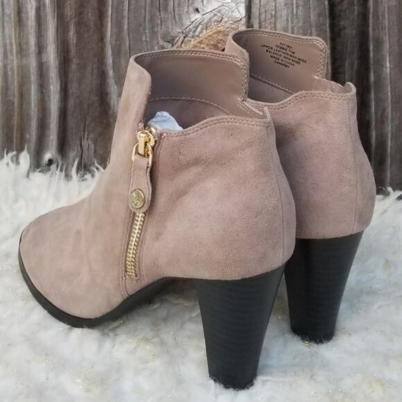 Isaac Mizrahi Live Debbie Boot Size 7.5 Tan Suede Leather Heel Open Toe Side Zip - Picture 5 of 13